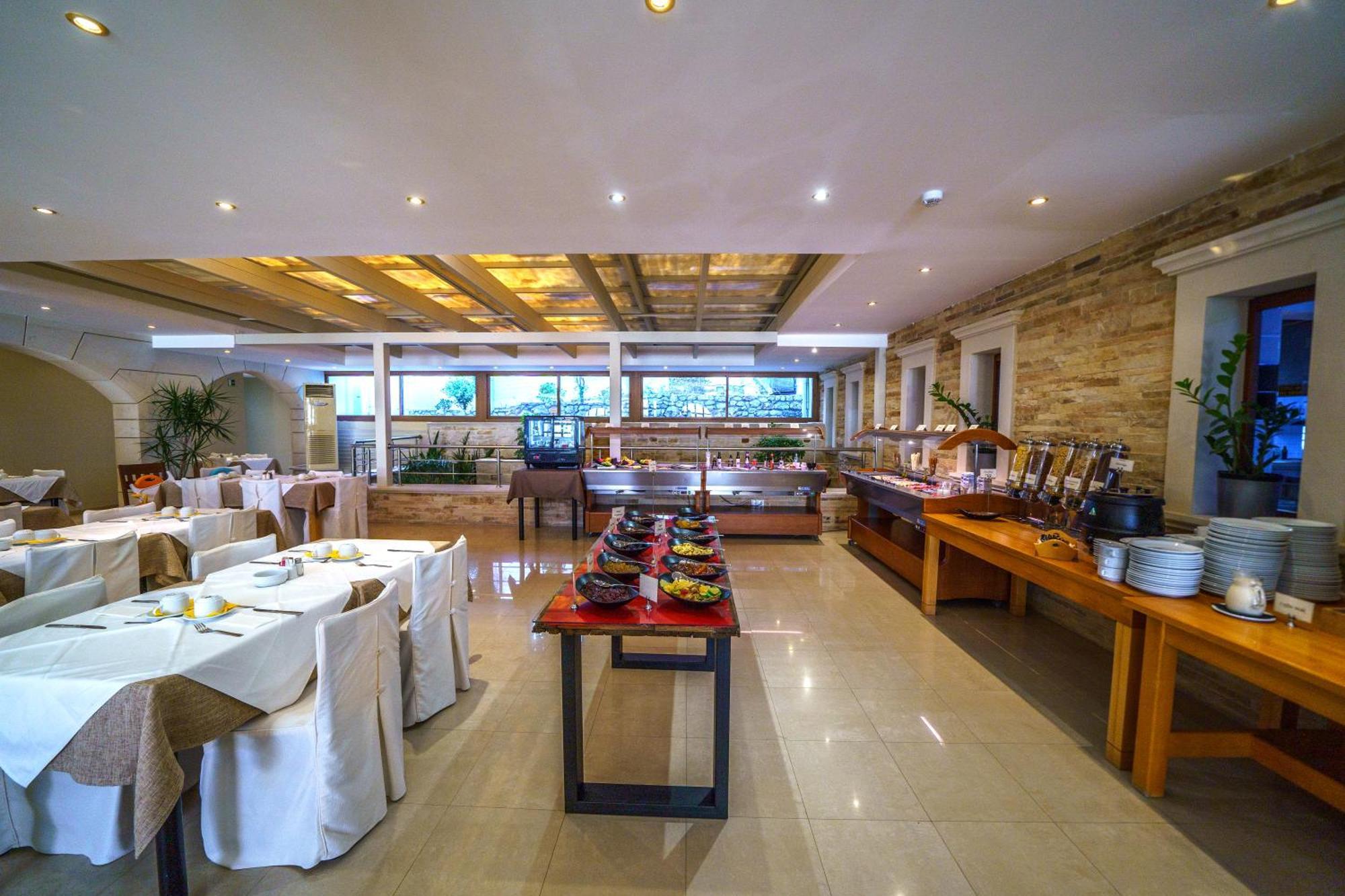 Macaris Suites & Spa Rethymno Exteriör bild